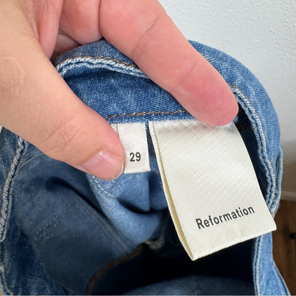 Reformation Cher High-Rise Flare Jeans in Ellis Wash Size 29 - Picture 6 of 8